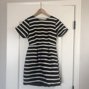 H&M black and white zippered dress